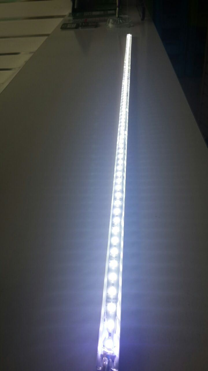 تصویر  چراغ روکار ضد آب لاینی 16 وات ( یک متری )